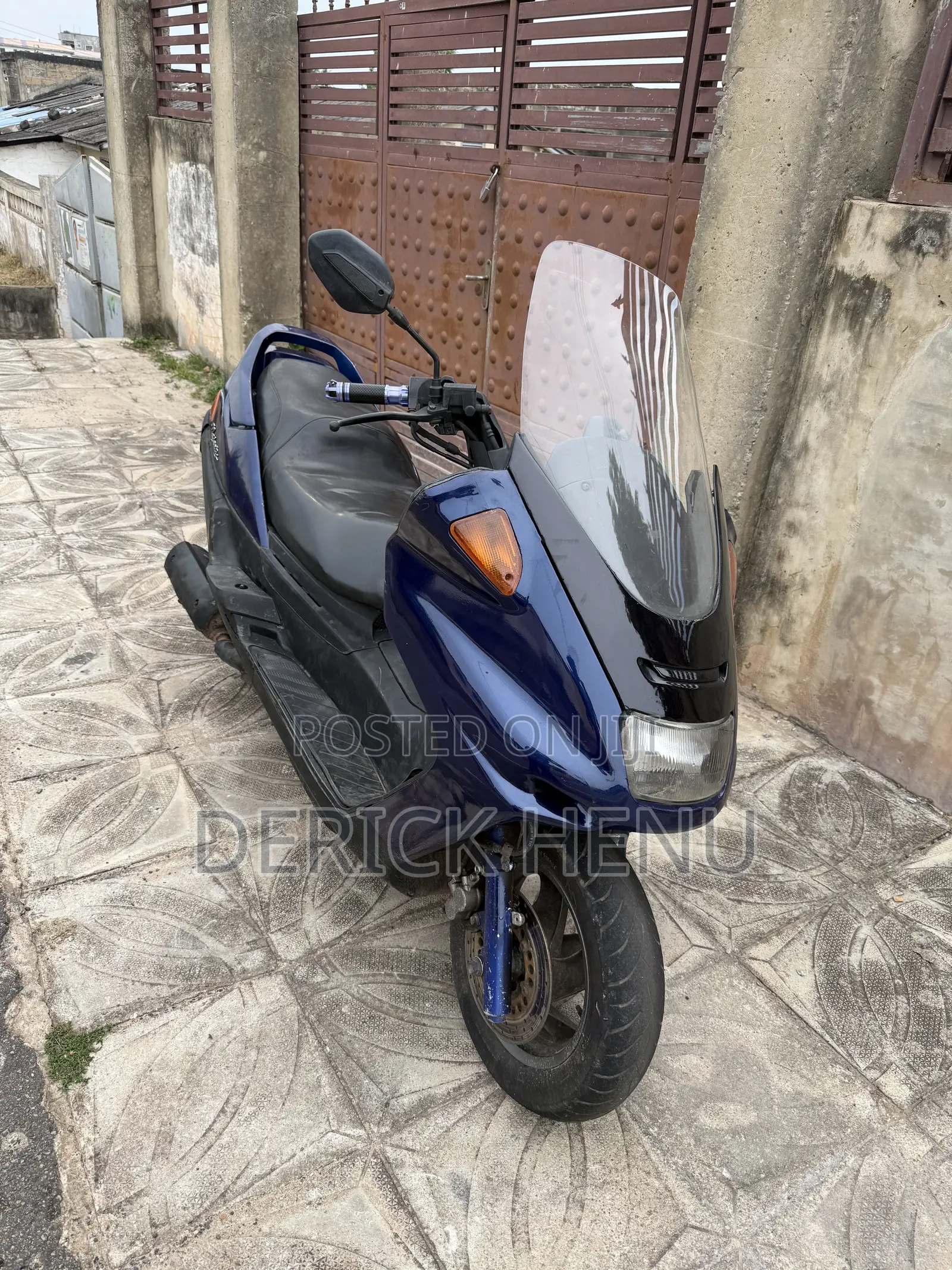 Yamaha Majesty 2013 Blue