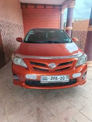 Toyota Corolla S 4dr Sedan (1.8L 4cyl 4A) 2013 Orange