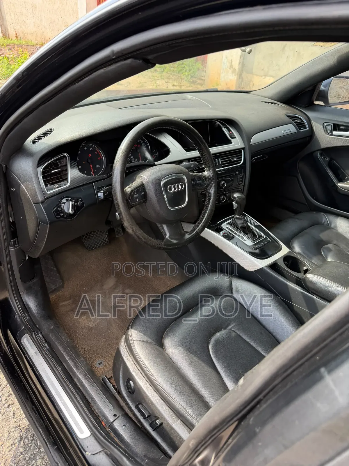 Audi A4 2.0T Premium Quattro Automatic 2012 Black