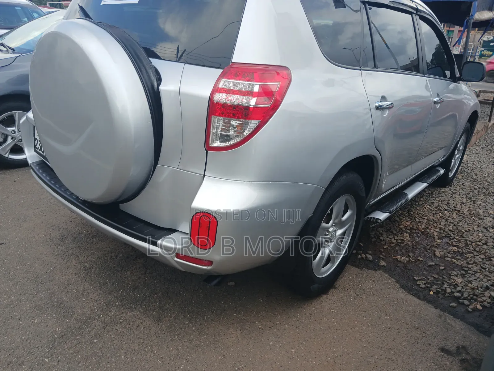 Toyota RAV4 2.5 2011 Silver