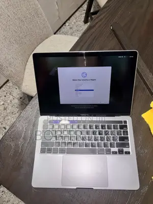 Laptop Apple MacBook Pro 2019 8GB Intel Core i5 SSD 256GB