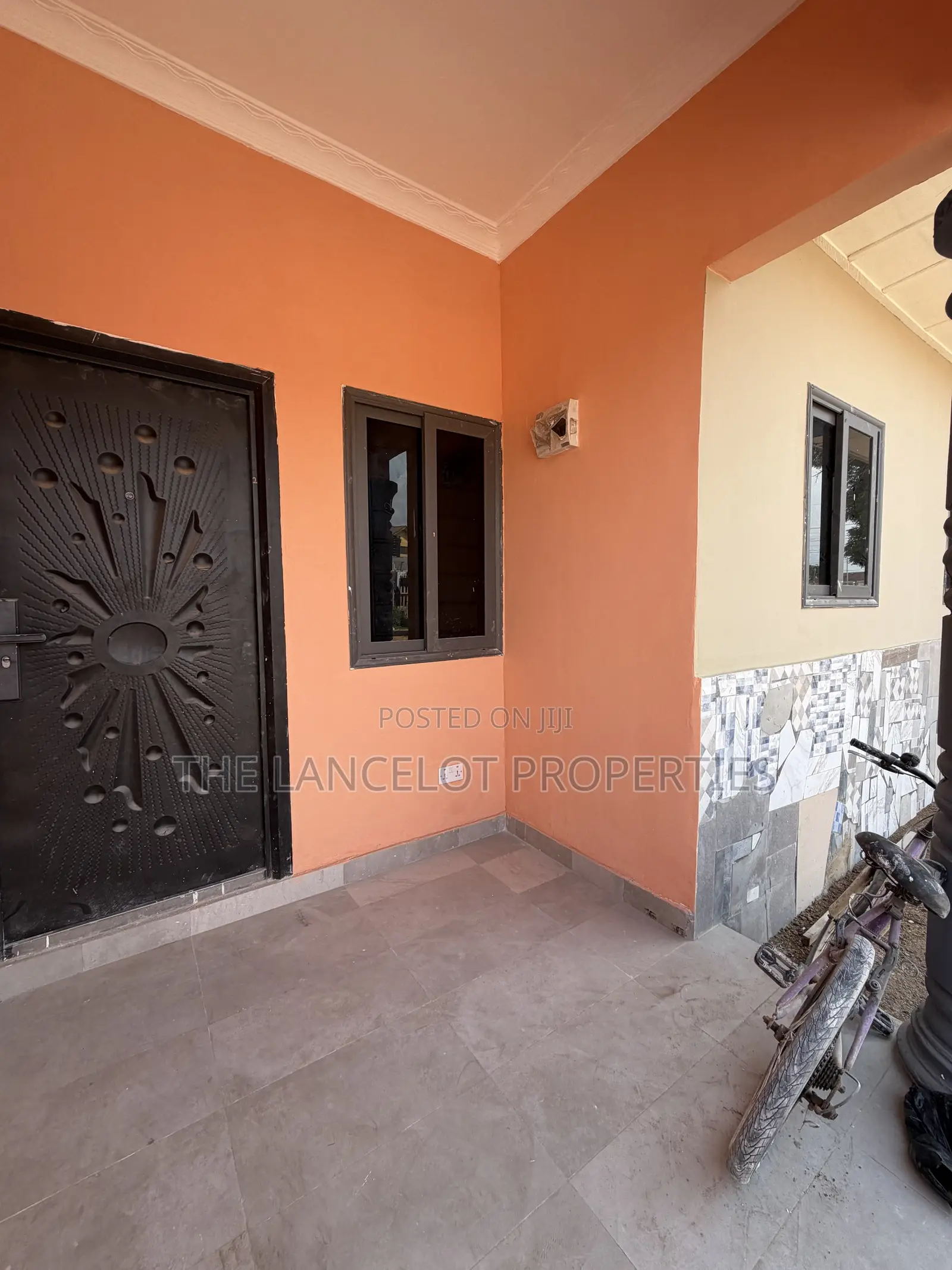 1bdrm Apartment in School Junction, East Legon for rent