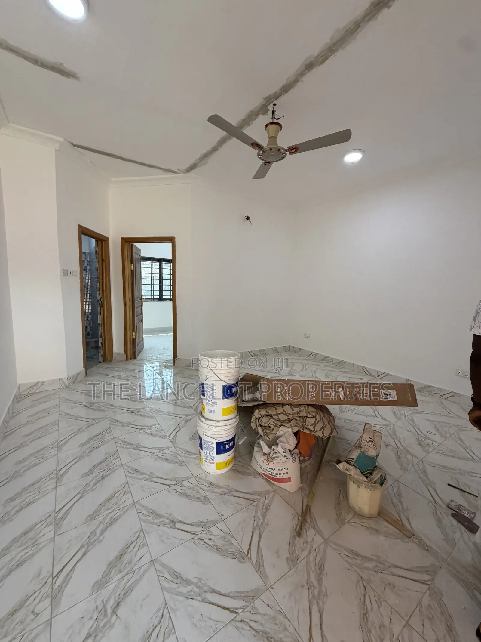 1bdrm Apartment in School Junction, East Legon for rent