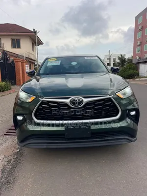 Toyota Highlander LE AWD 2023 Green