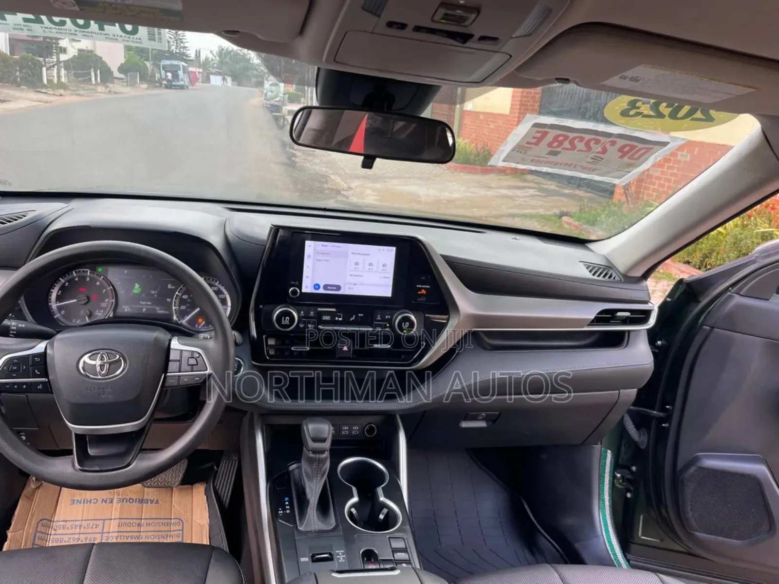 Toyota Highlander LE AWD 2023 Green