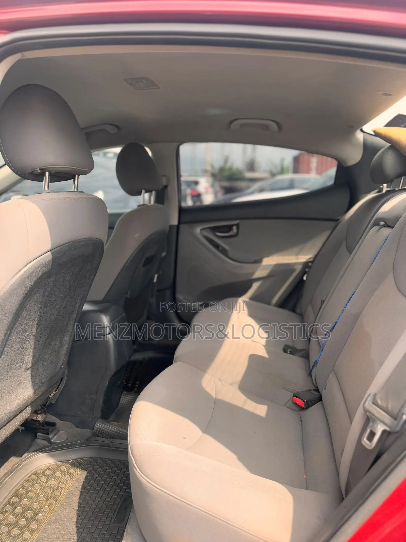 Hyundai Elantra SE Sedan FWD (1.8L 4cyl 6A) 2016 Red