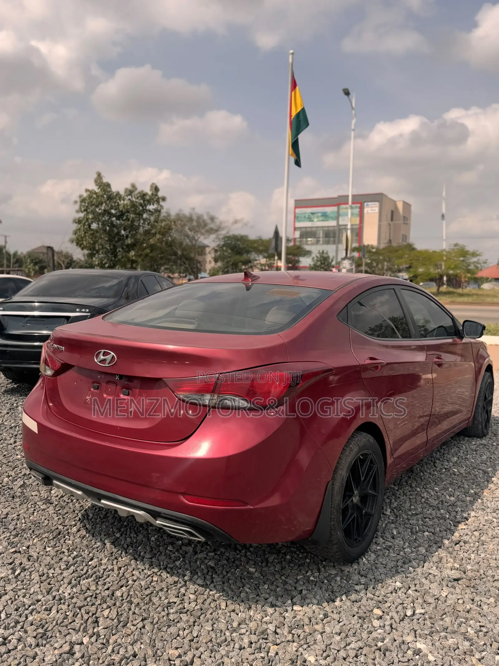 Hyundai Elantra SE Sedan FWD (1.8L 4cyl 6A) 2016 Red