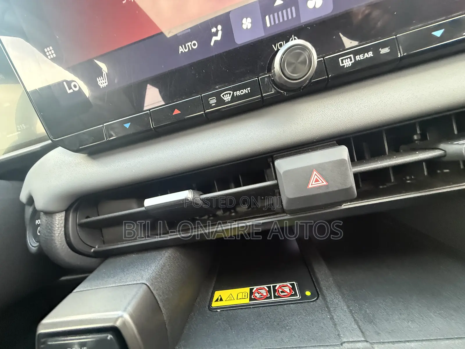 Toyota RAV4 XSE 2026 Black