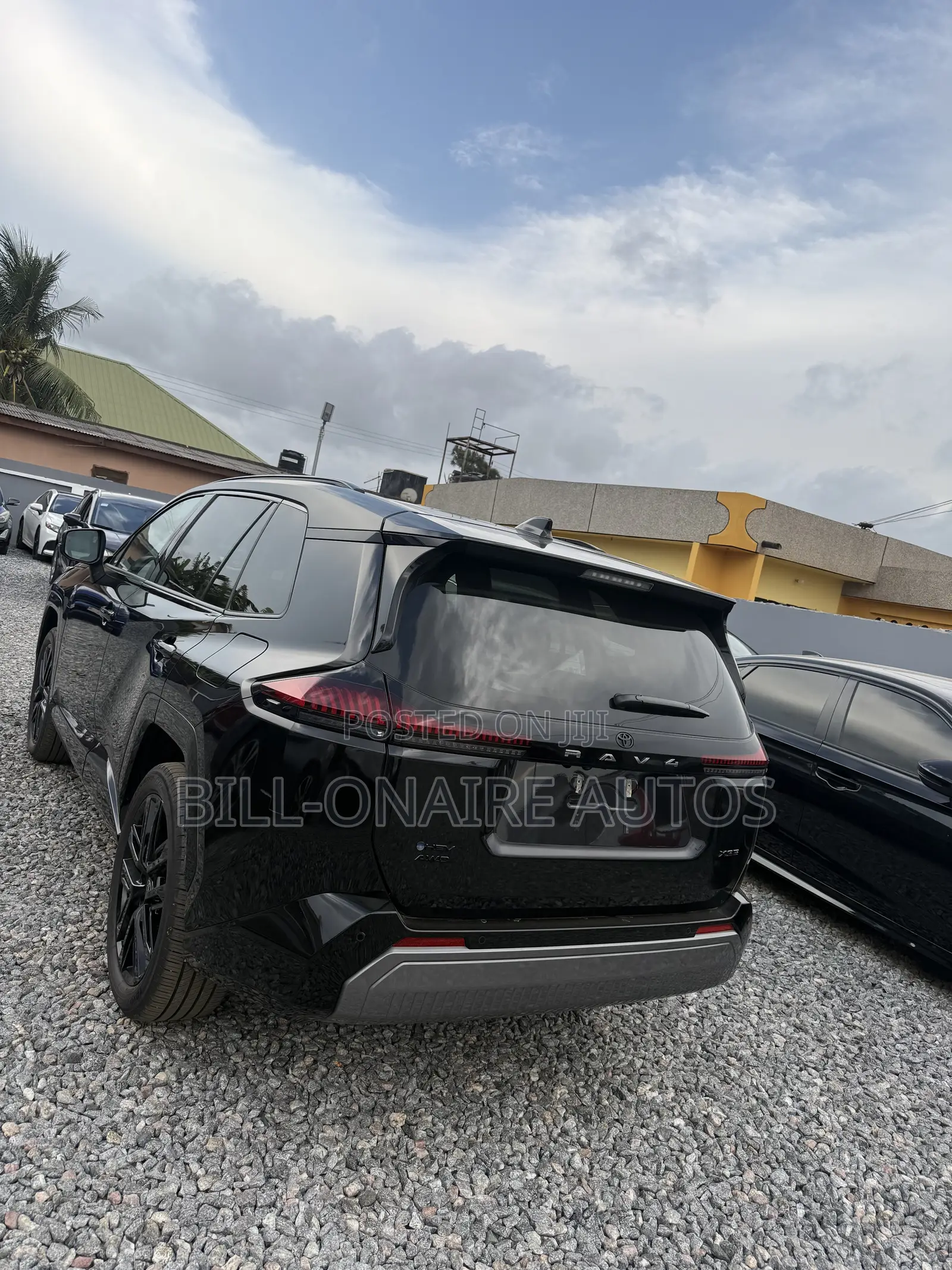 Toyota RAV4 XSE 2026 Black
