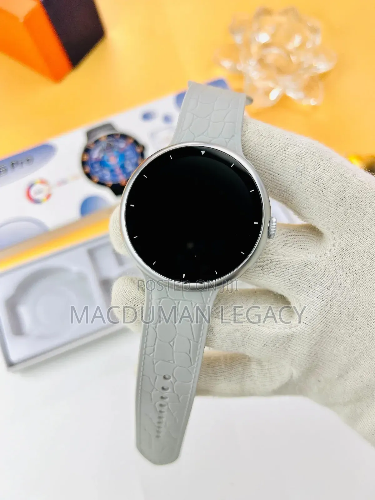 V16 Pro Smartwatch