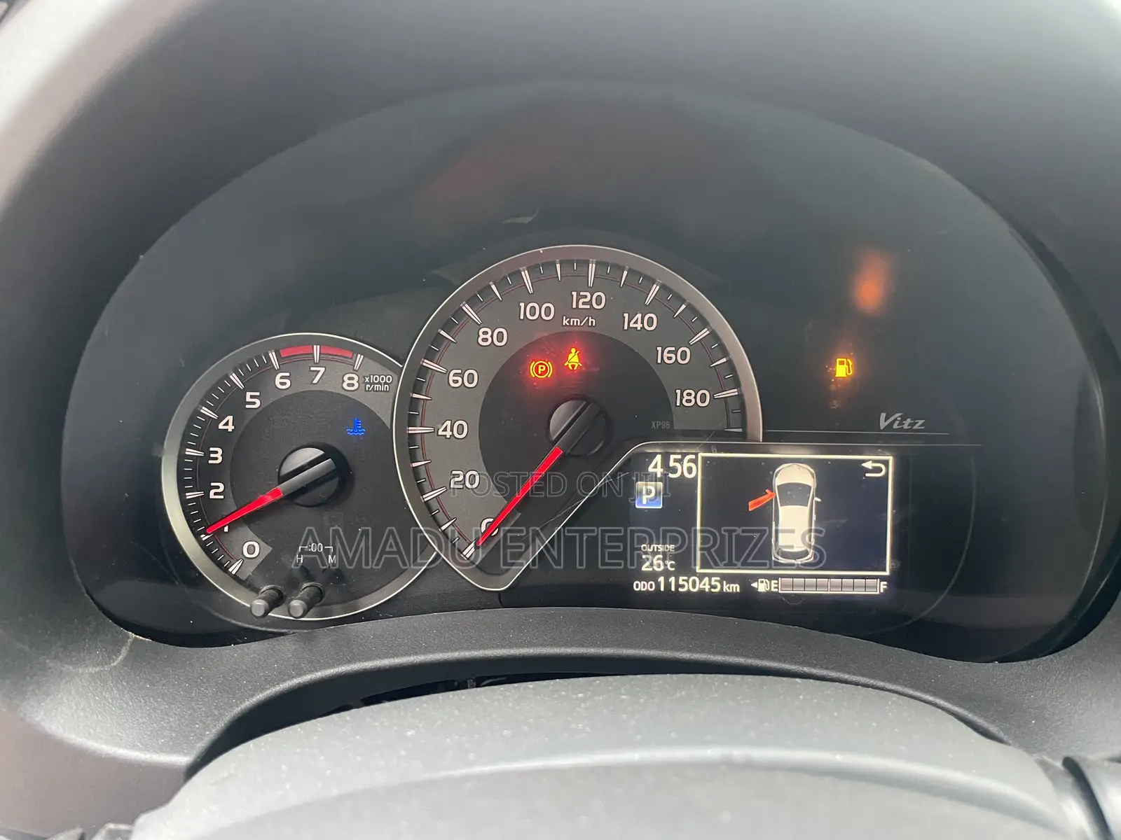 Toyota Vitz 1.3 AWD 5dr 2015 Black