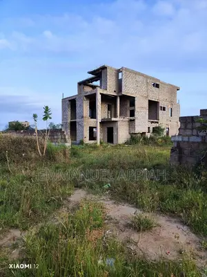 4bdrm House in Oyarifa Ghana Flag for sale