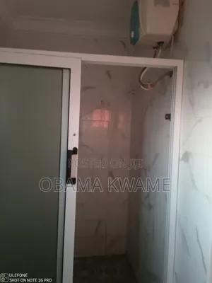 4bdrm House in Laryea Homes, Kwabenya for rent
