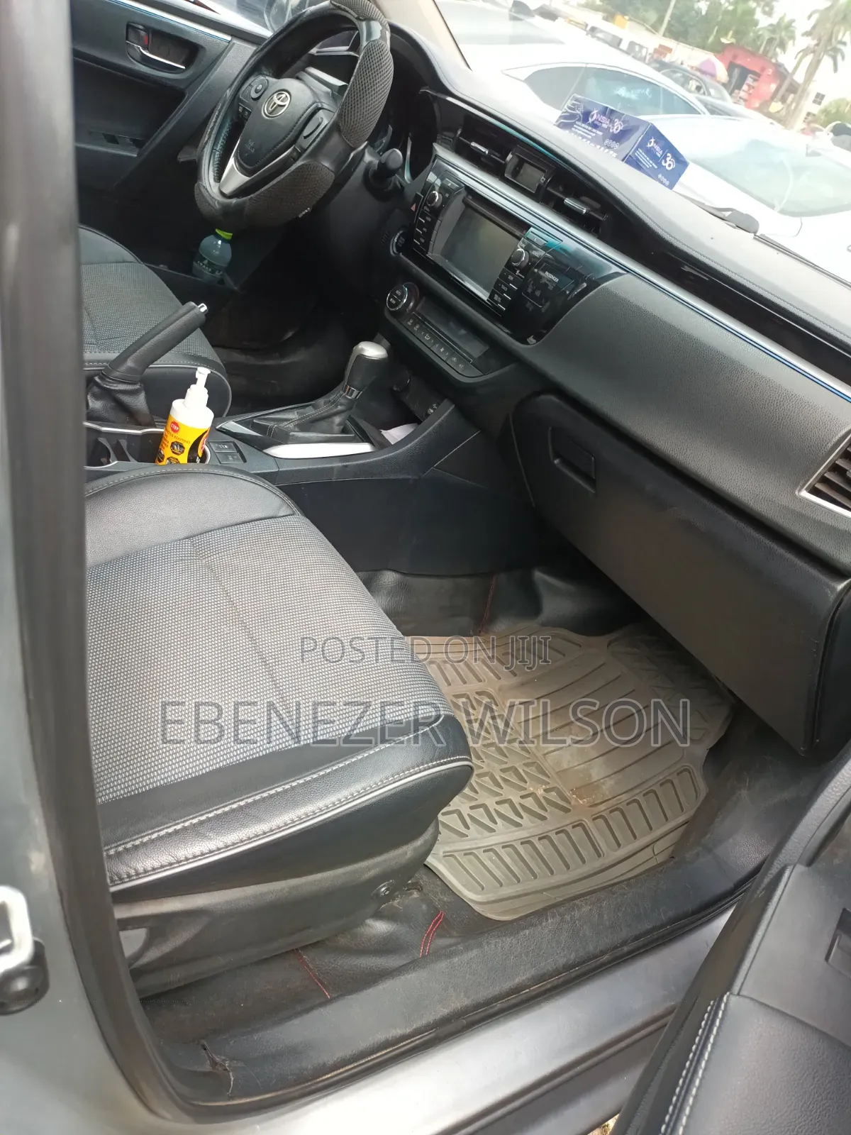 Toyota Corolla LE 4dr Sedan (1.8L 4cyl CVT) 2016 Silver