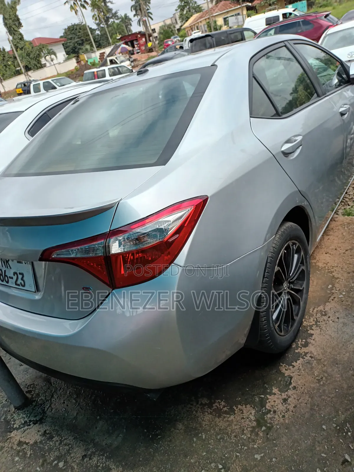 Toyota Corolla LE 4dr Sedan (1.8L 4cyl CVT) 2016 Silver
