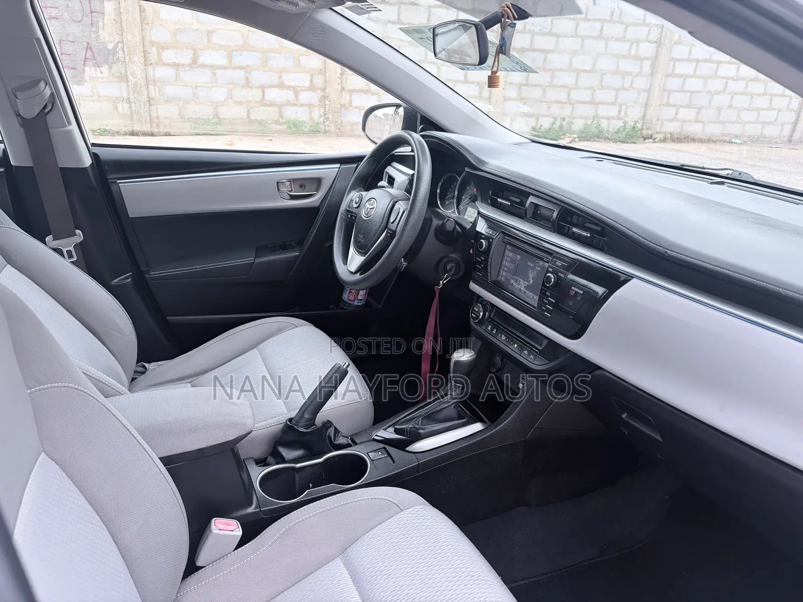 Toyota Corolla 2016 White
