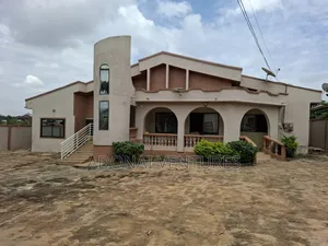 3bdrm Apartment in Sokoban Ampayoo, Kumasi Metropolitan for rent