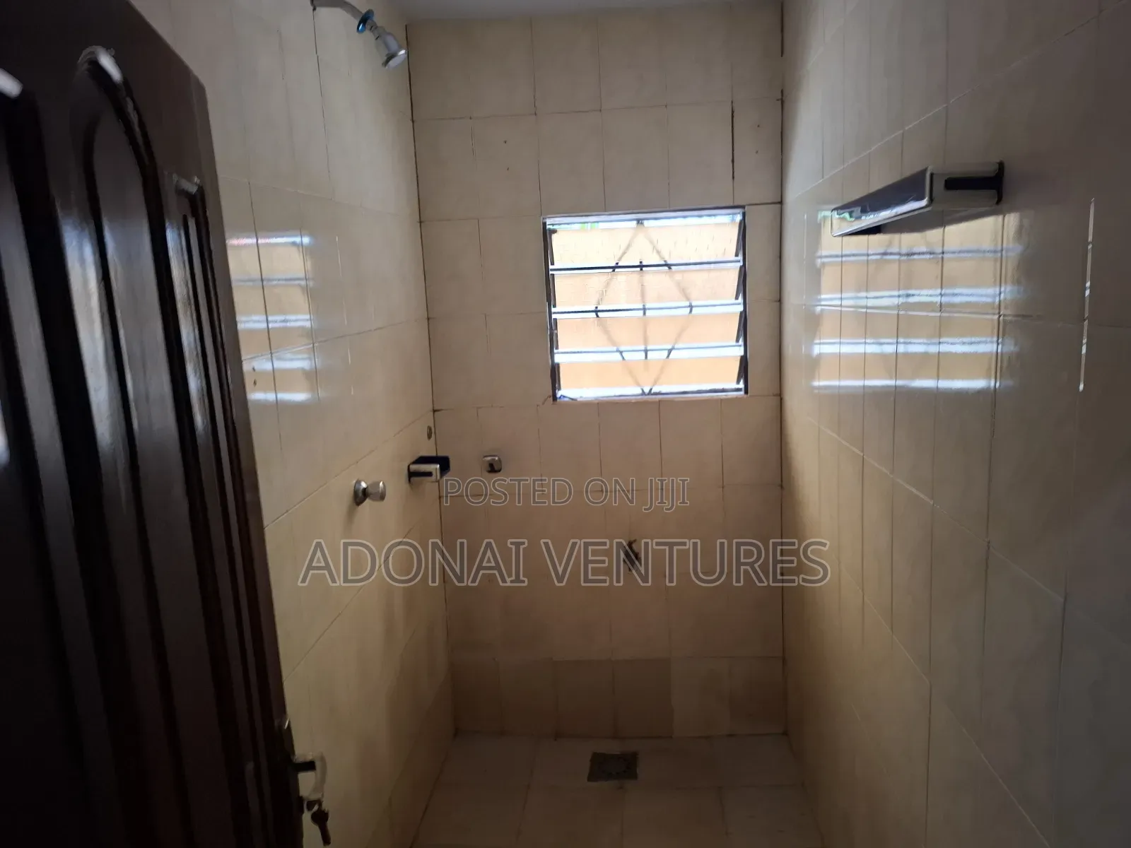 3bdrm Apartment in Sokoban Ampayoo, Kumasi Metropolitan for rent