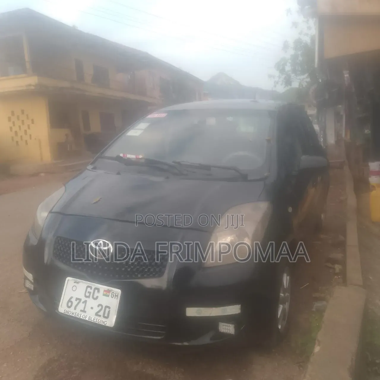 Toyota Vitz 1.3 AWD 3dr 2012 Black