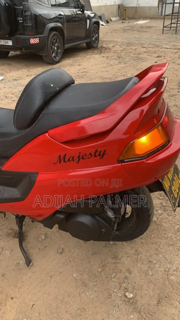 Yamaha Majesty 2020 Red