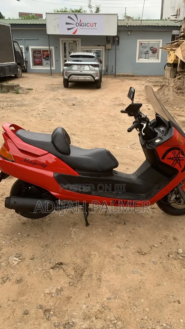 Yamaha Majesty 2020 Red