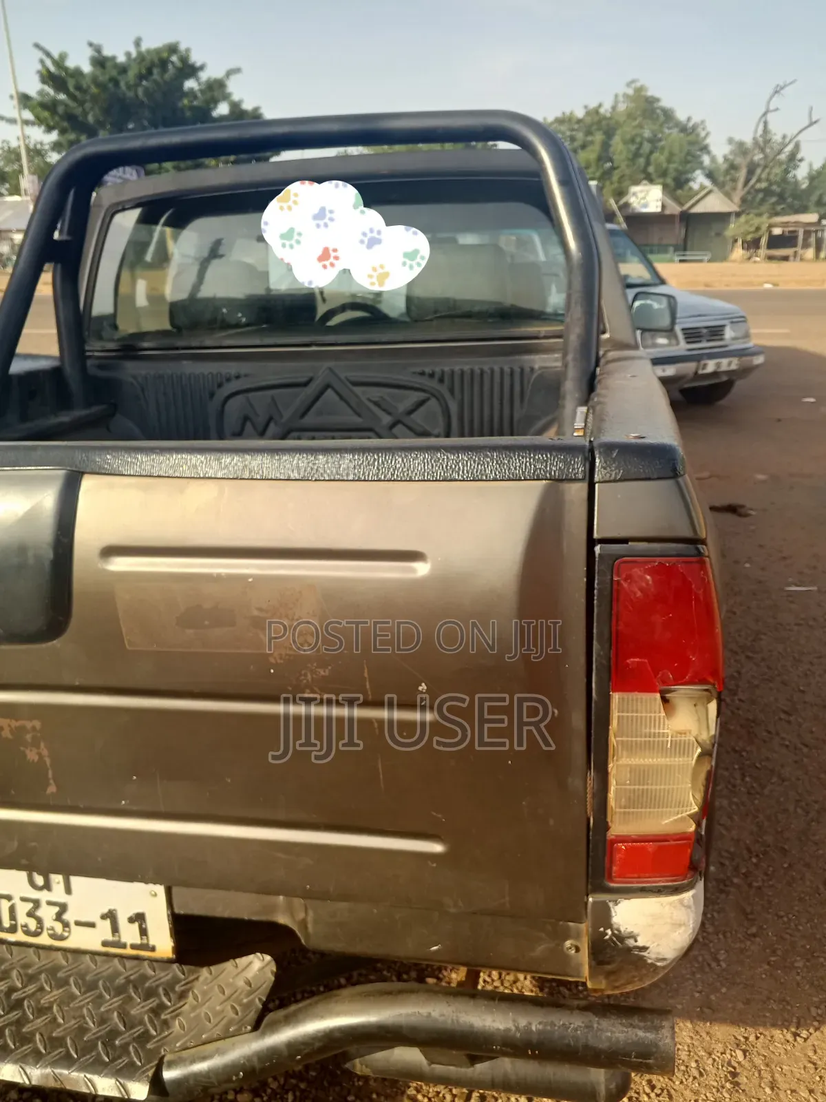 Nissan Hardbody 2011 Silver
