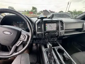 Ford F-150 XLT 4dr SuperCab 4WD 6.5 ft. SB (3.5L 6cyl 6A) 2015 Black