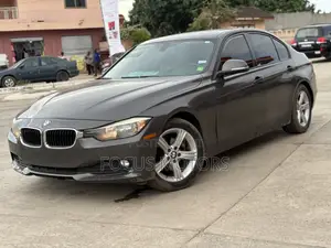 BMW 320i Sedan RWD 2015 Brown