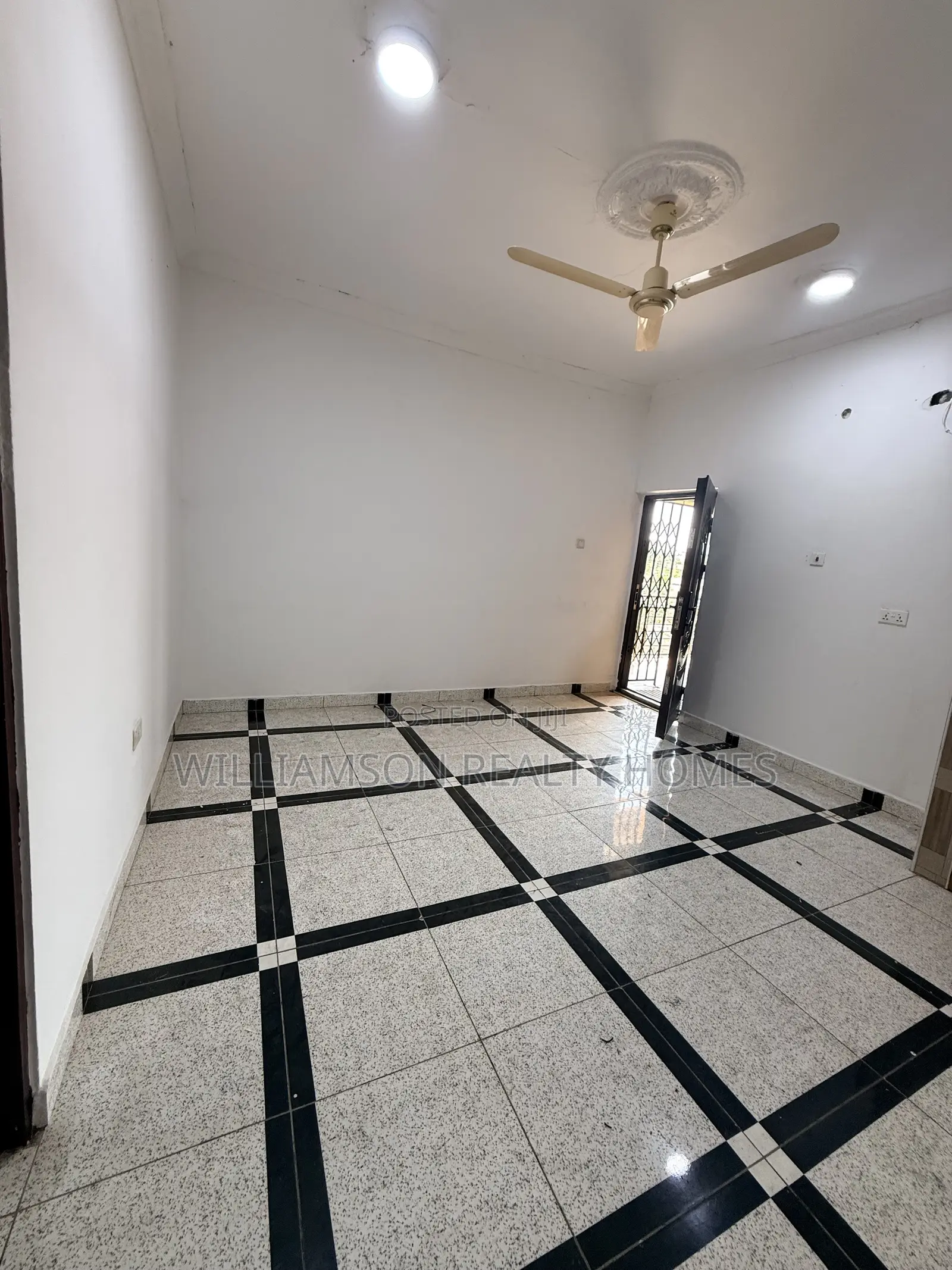 1bdrm Apartment in Community 18 Area, Spintex for rent