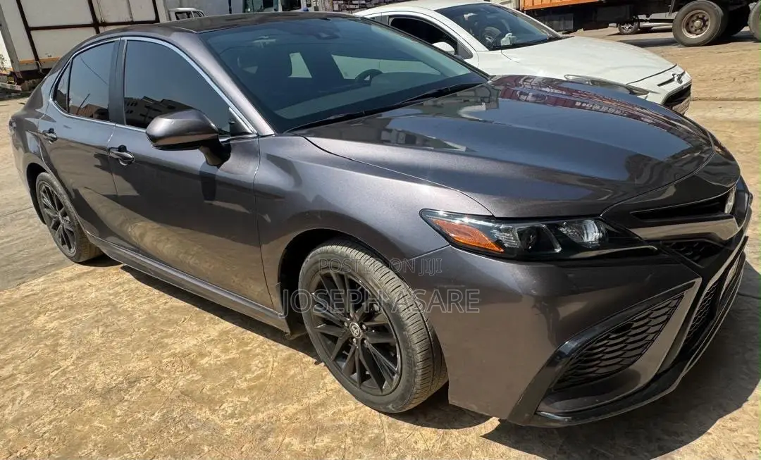 Toyota Camry 2020