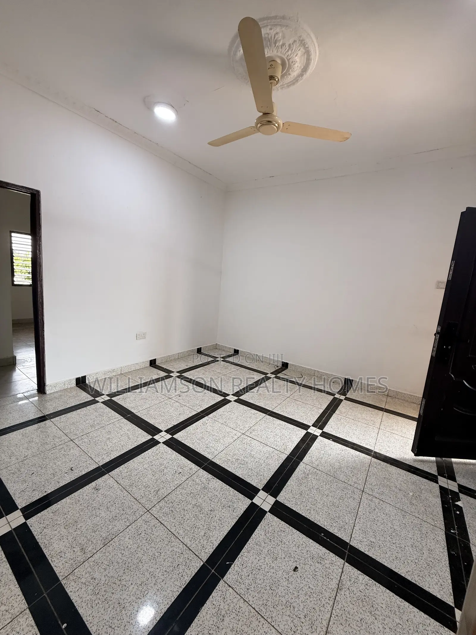 1bdrm Apartment in Community 18 Area, Spintex for rent