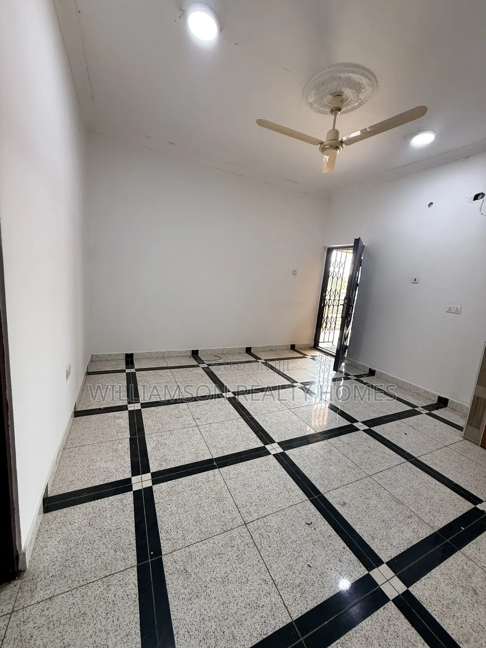 1bdrm Apartment in Community 18 Area, Spintex for rent