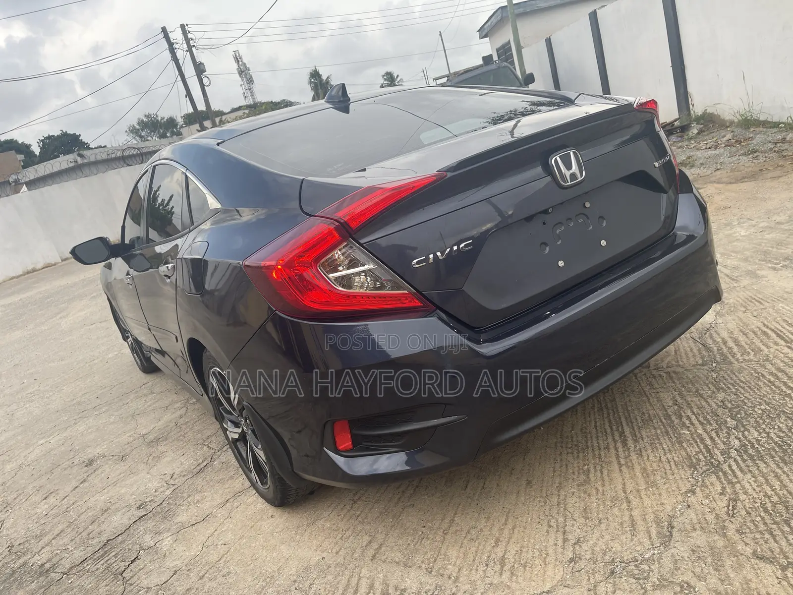 Honda Civic Touring 2dr Coupe (1.5L 4cyl) 2017 Gray