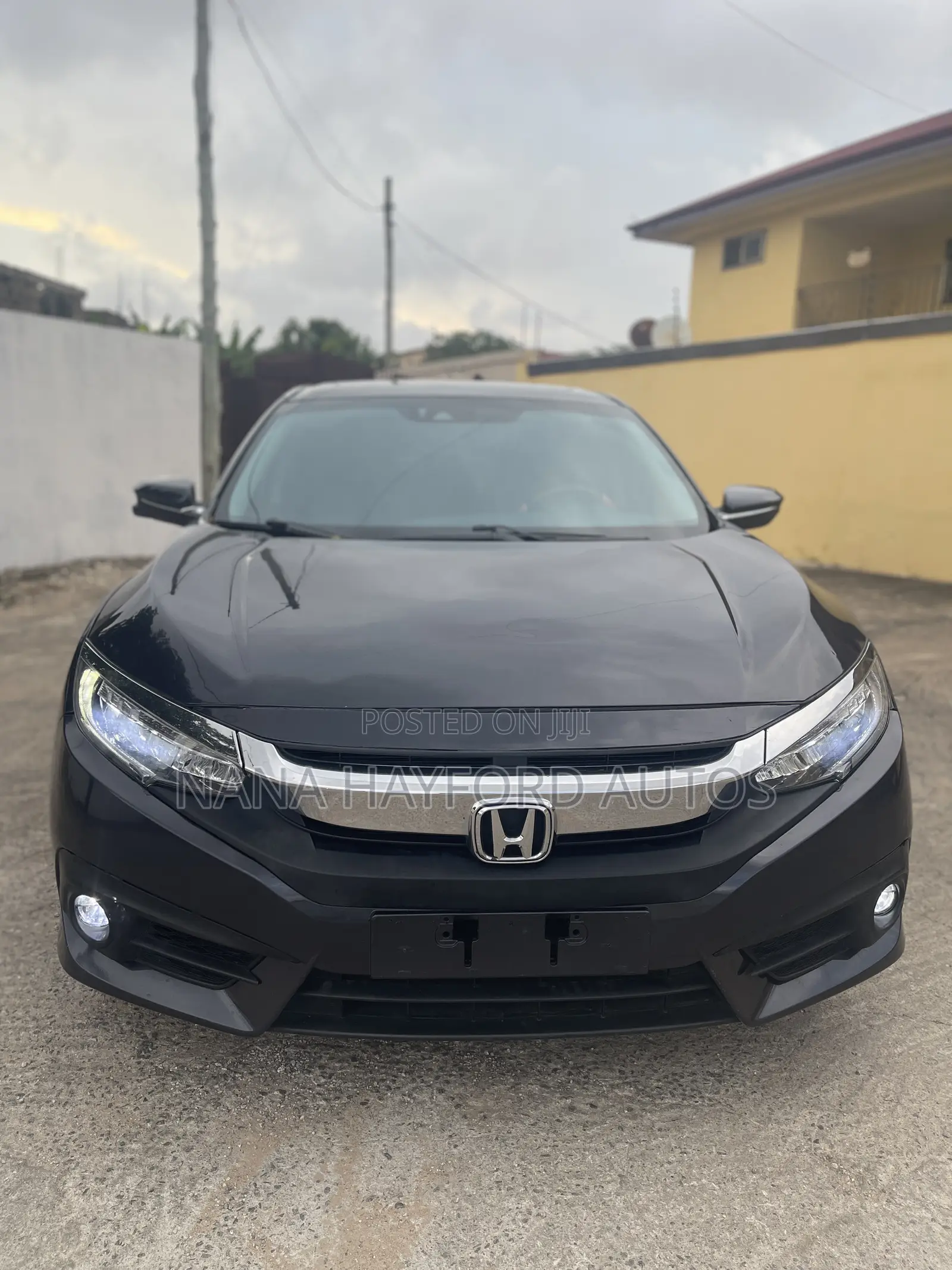 Honda Civic Touring 2dr Coupe (1.5L 4cyl) 2017 Gray
