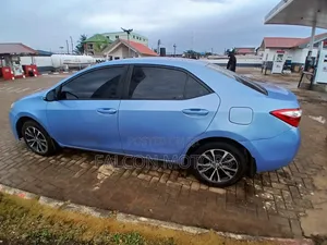 Toyota Corolla LE Premium 4dr Sedan (1.8L 4cyl CVT) 2015 Blue