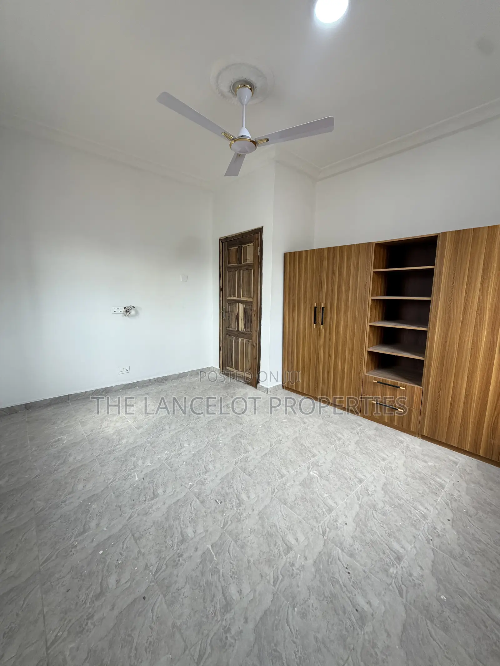 1bdrm Apartment in Lakeside Estate for rent