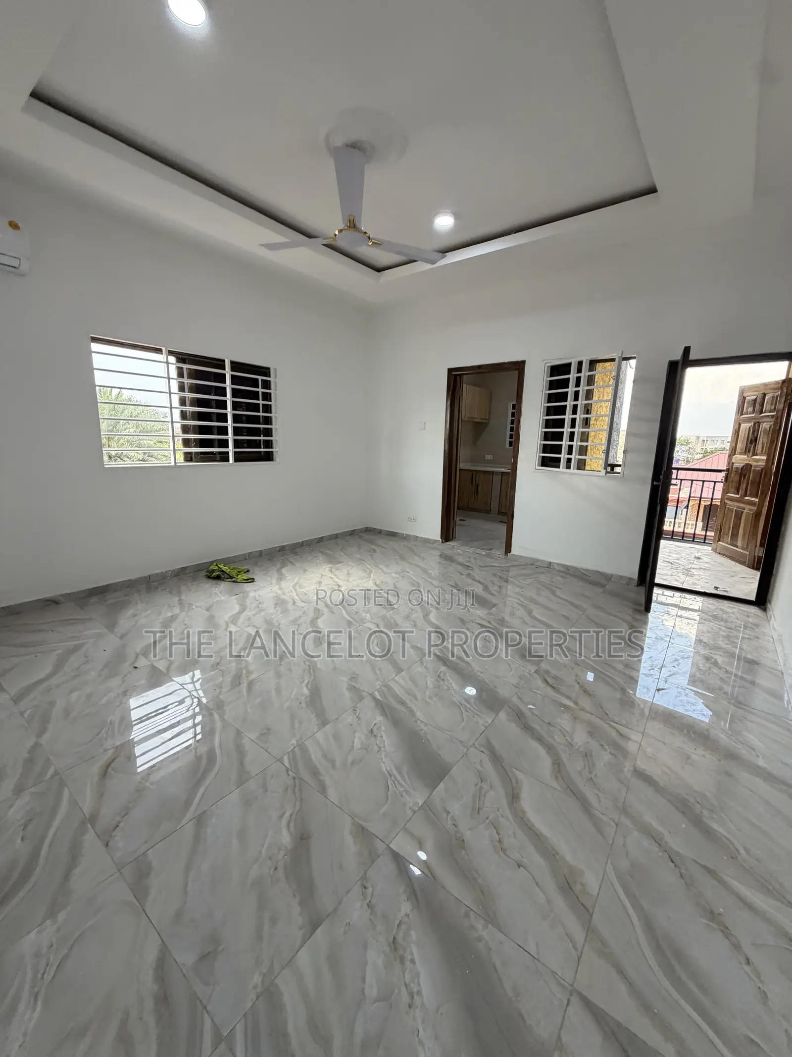 1bdrm Apartment in Lakeside Estate for rent