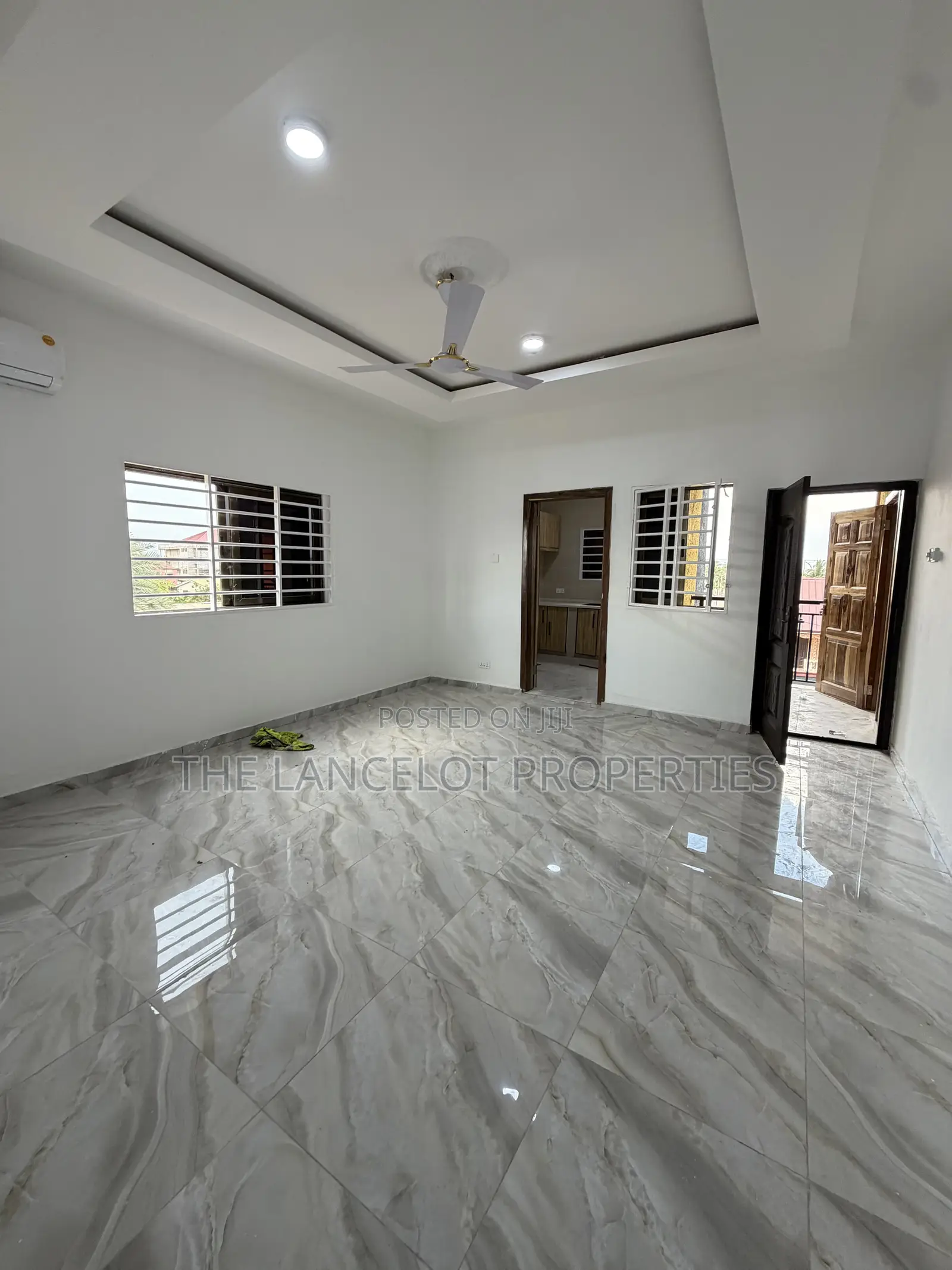 1bdrm Apartment in Lakeside Estate for rent