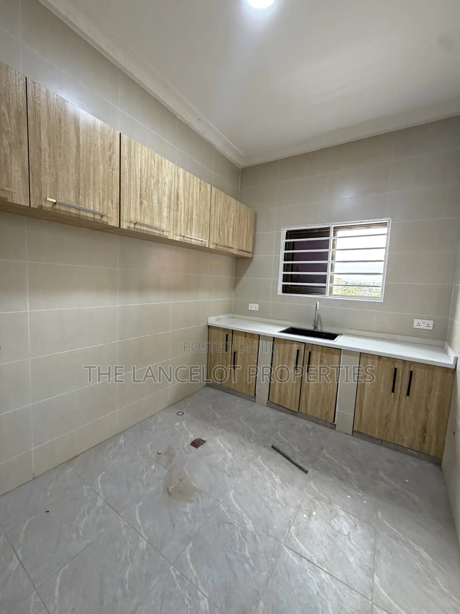 1bdrm Apartment in Lakeside Estate for rent