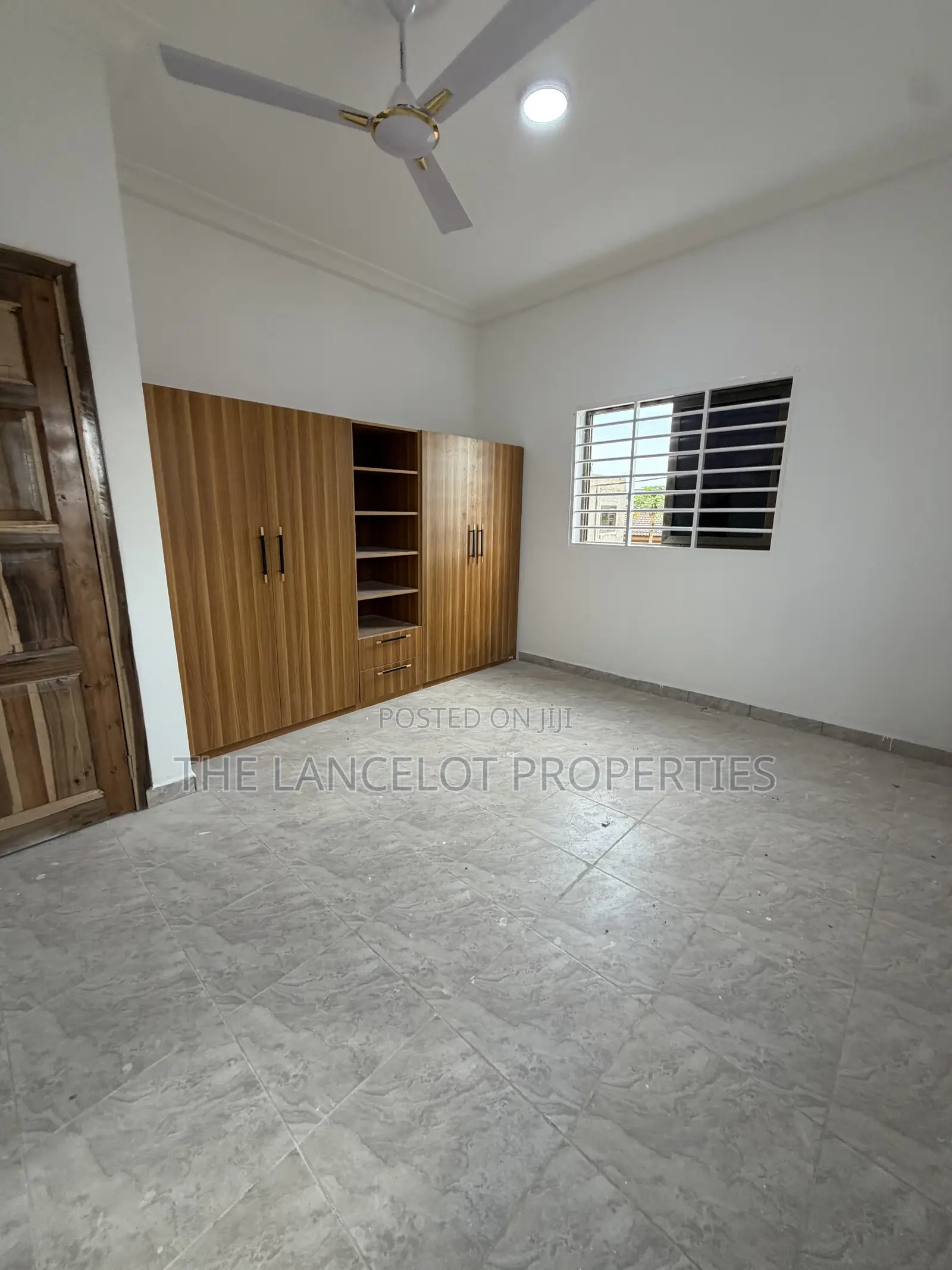 1bdrm Apartment in Lakeside Estate for rent