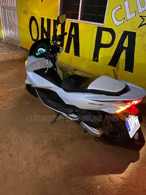 Honda 2019 White