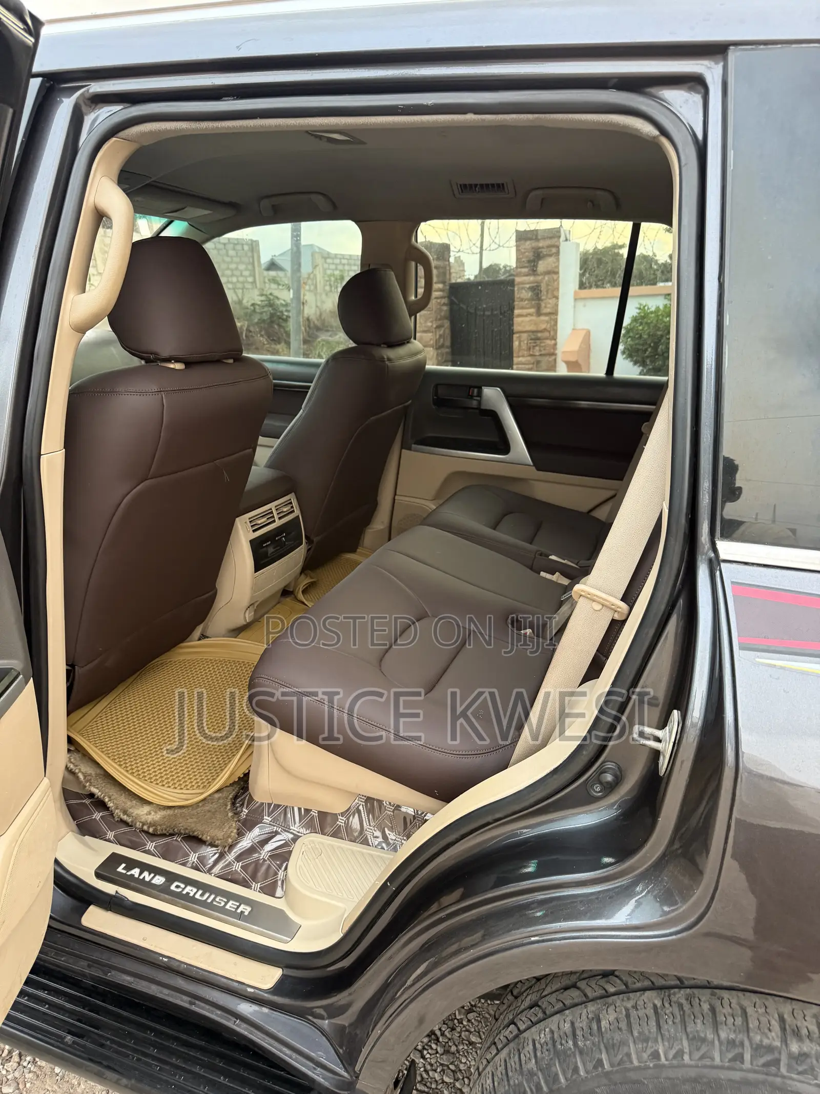 Toyota Land Cruiser 4.5 V8 GXR 2012 Black
