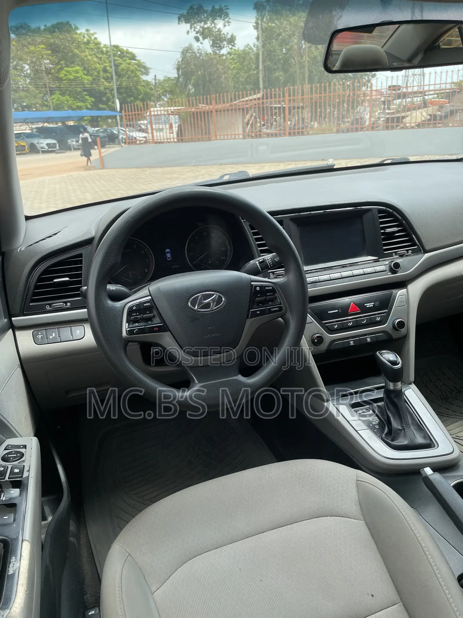 Hyundai Elantra 2017 White