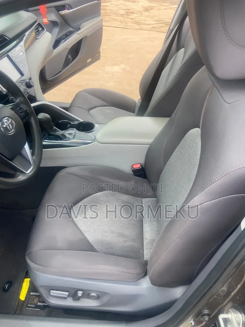 Toyota Camry 2018 Gray