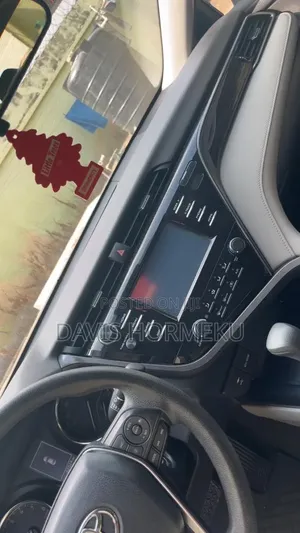 Toyota Camry 2018 Gray