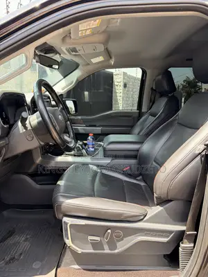 Ford F-150 LARIAT 2022 Black
