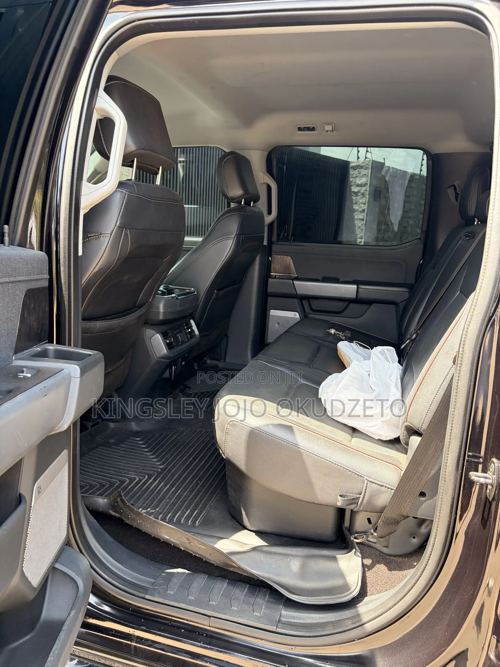 Ford F-150 LARIAT 2022 Black