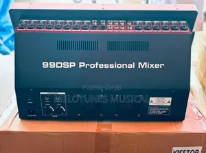 Yamaha KV-16+ SMX/KV Powered 16-Channel Audio Mixer
