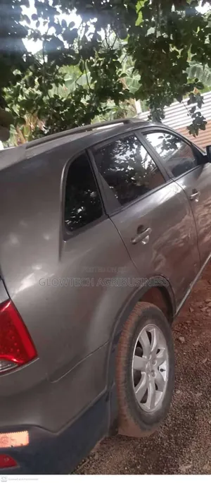 Kia Sorento 2010 Gray