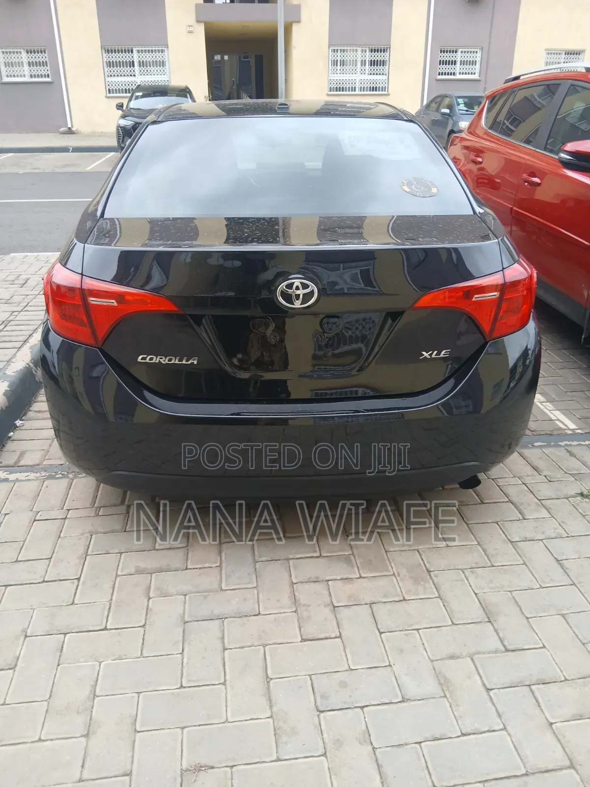 Toyota Corolla XLE 4dr Sedan (1.8L 4cyl CVT) 2017 Black